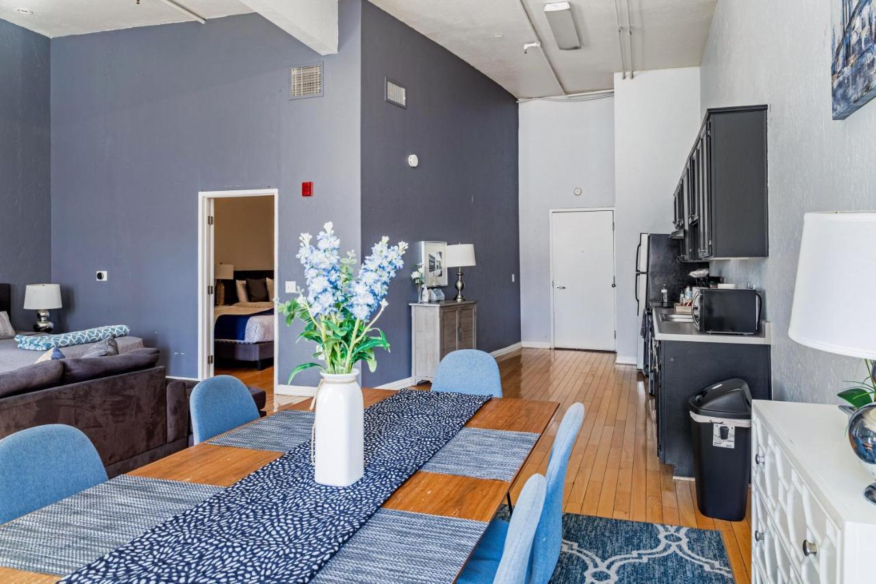 فندق Greely Gaslamp - Loft W Parking & 4 Beds #201 سان دييغو المظهر الخارجي الصورة